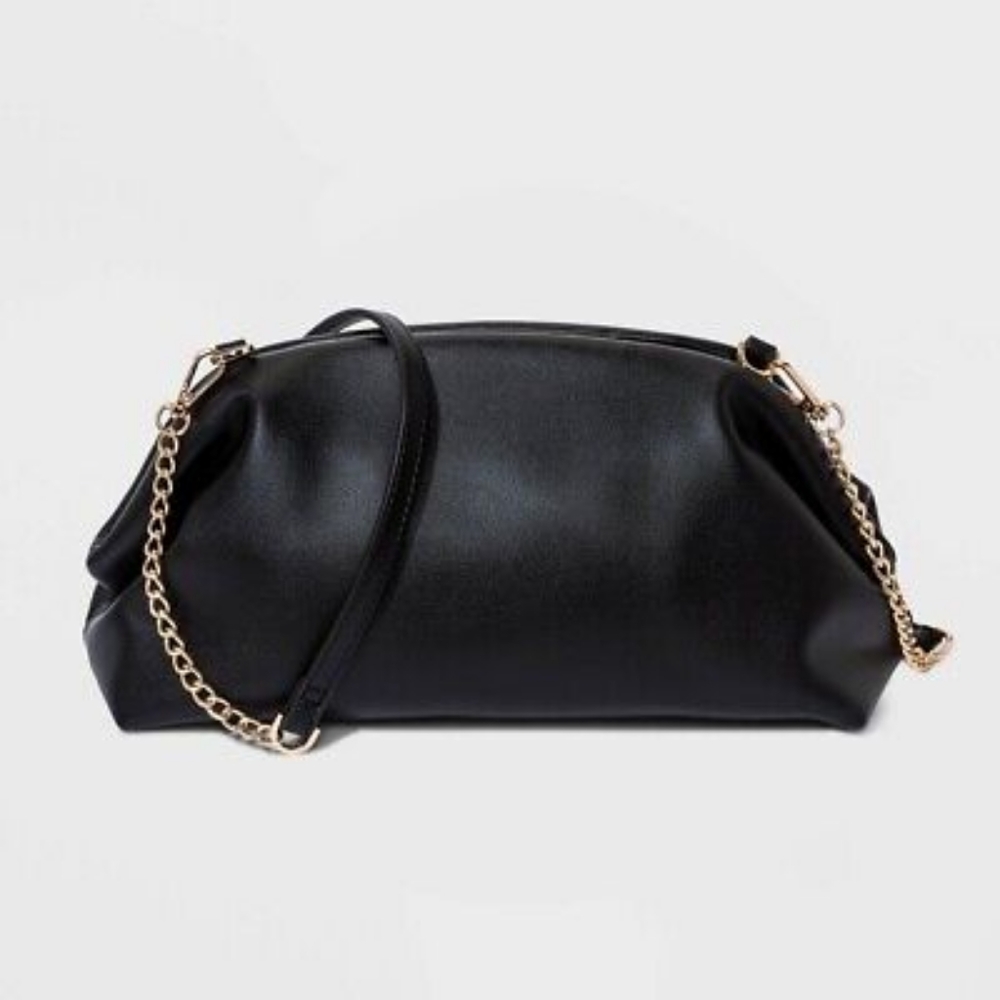 Black Crossbody with‎ Detachable Strap